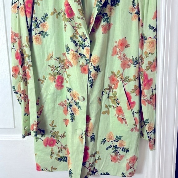 Women’s Lovers and Friends Mint Green Floral Tuxedo Blazer Dress Size Small - Picture 6 of 8